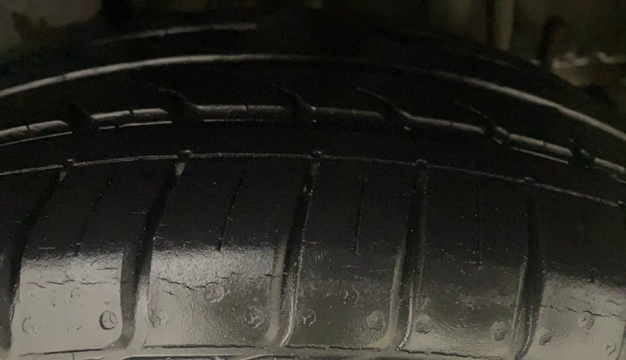 2015 Tata Bolt XT REVOTRON, Petrol, Manual, 17,479 km, Left Rear Tyre Tread