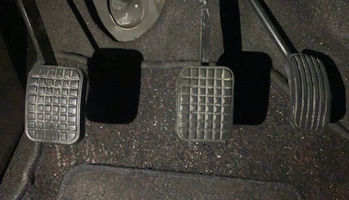 2015 Tata Bolt XT REVOTRON, Petrol, Manual, 17,479 km, Pedals