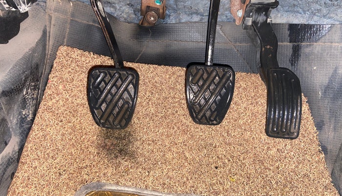 2016 Nissan Micra Active XL, CNG, Manual, 1,18,213 km, Pedals