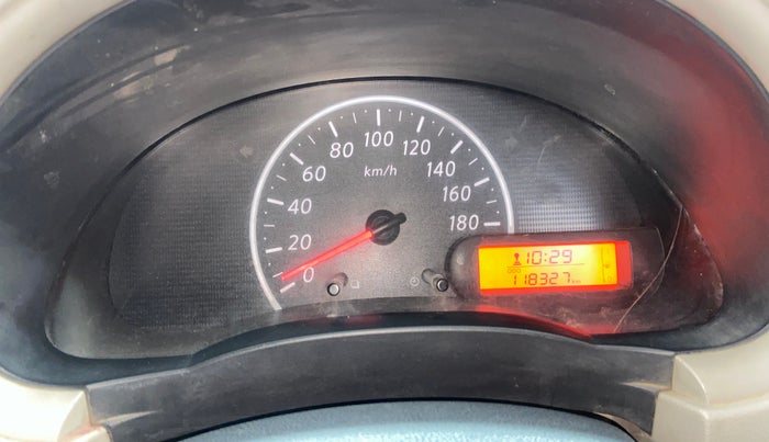 2016 Nissan Micra Active XL, CNG, Manual, 1,18,213 km, Odometer Image