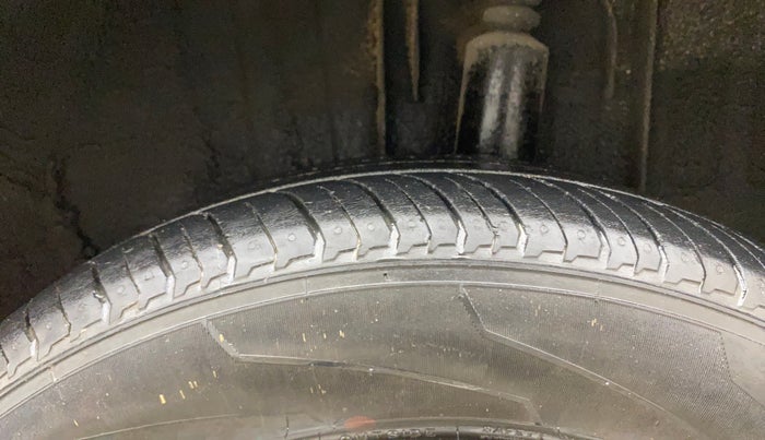 2023 Nissan MAGNITE XE, Petrol, Manual, 22,049 km, Left Rear Tyre Tread