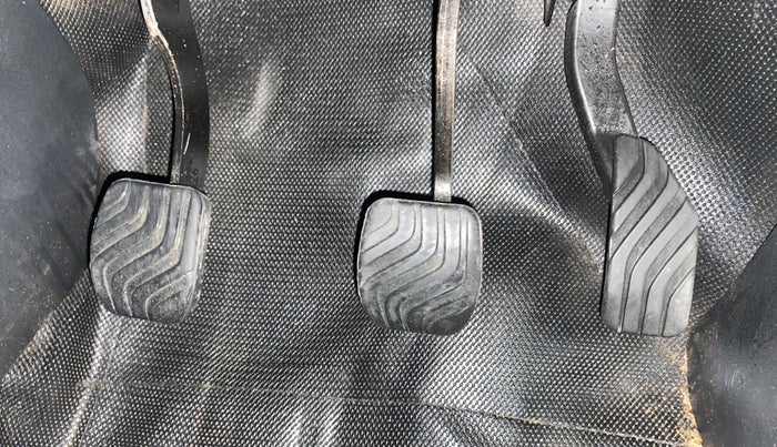 2023 Nissan MAGNITE XE, Petrol, Manual, 22,049 km, Pedals