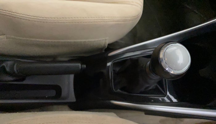 2020 Toyota YARIS G MT, Petrol, Manual, 70,513 km, Gear Lever