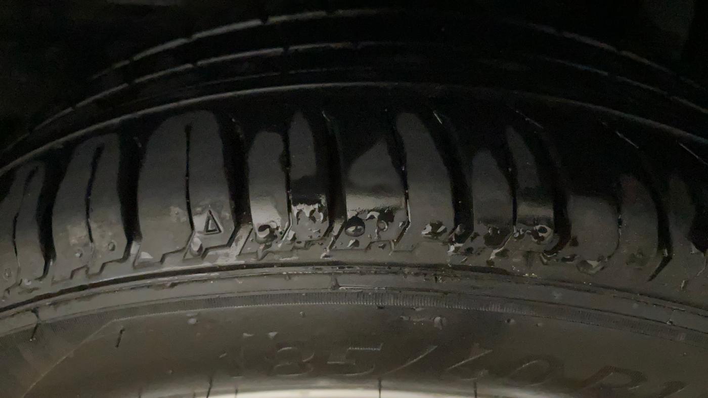 2020 Toyota YARIS G MT, Petrol, Manual, 50 km, Left Rear Tyre Tread