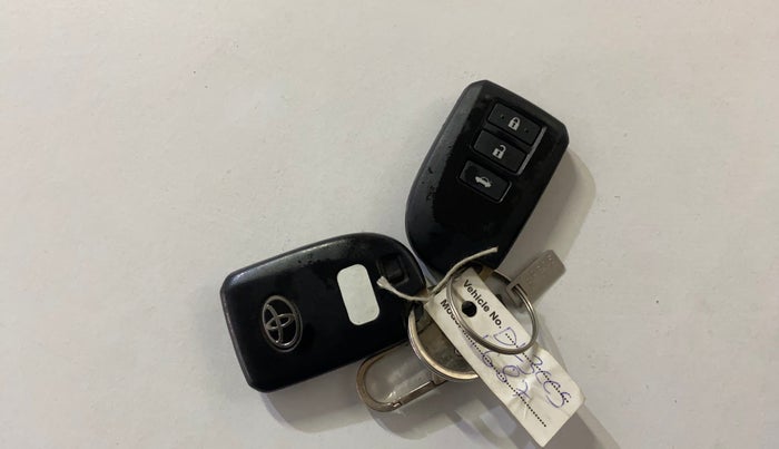 2020 Toyota YARIS G MT, Petrol, Manual, 70,513 km, Key Close Up