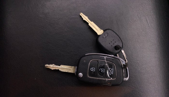 2022 Hyundai NEW I20 Sportz 1.2 IVT, Petrol, Automatic, 89,839 km, Key Close Up