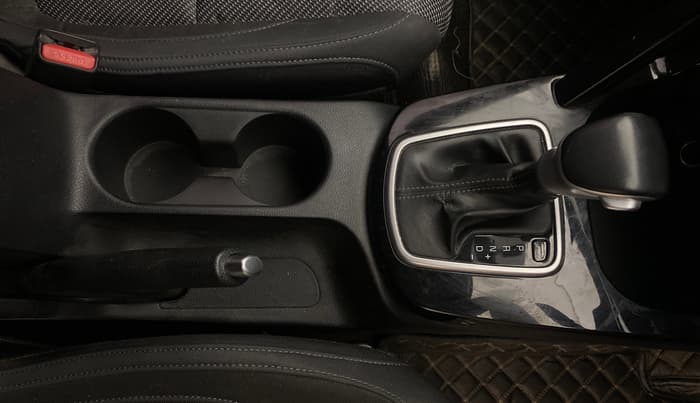 2021 KIA SELTOS HTK PLUS AT 1.5 DIESEL, Diesel, Automatic, 1,07,413 km, Gear Lever