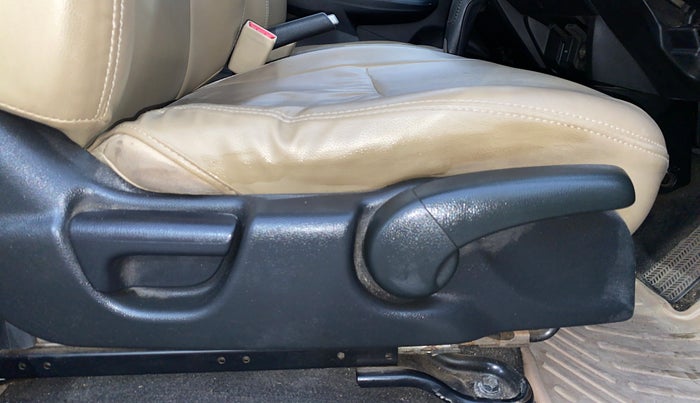 2017 Honda Jazz 1.2L I-VTEC V AT, Petrol, Automatic, 47,881 km, Driver Side Adjustment Panel