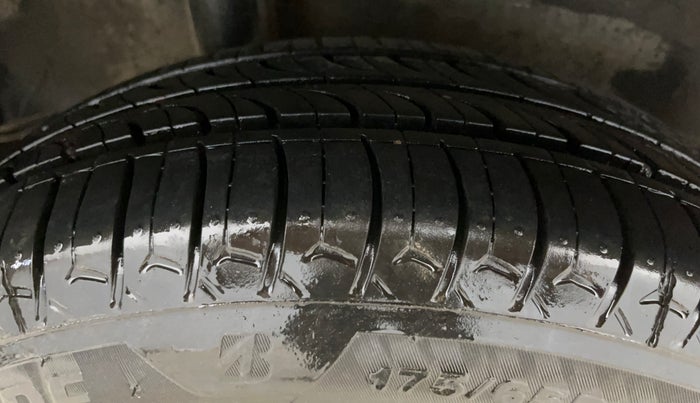 2021 Honda City 1.5L I-VTEC V MT 4TH GEN, Petrol, Manual, 49,297 km, Right Rear Tyre Tread