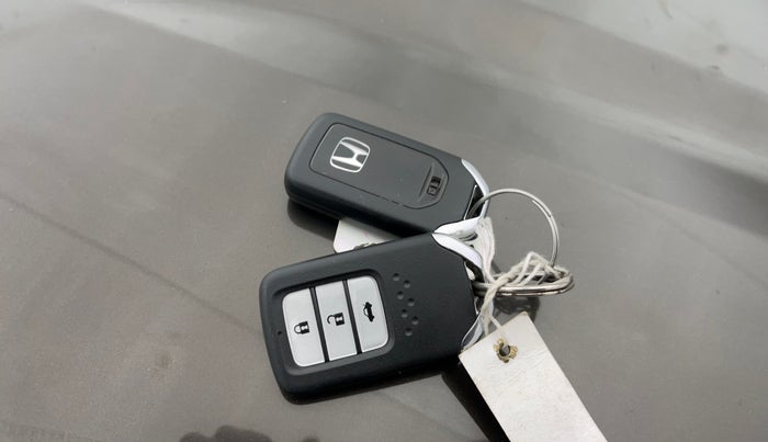 2021 Honda City 1.5L I-VTEC V MT 4TH GEN, Petrol, Manual, 49,297 km, Key Close Up