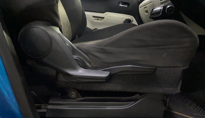 2020 Maruti IGNIS ALPHA 1.2 AMT, Petrol, Automatic, 90,585 km, Driver Side Adjustment Panel