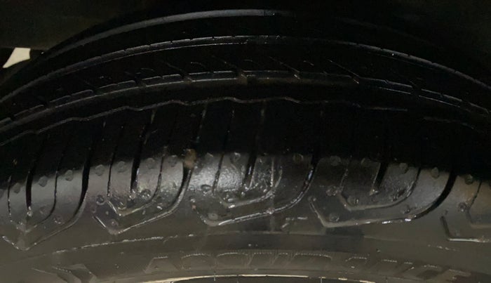 2020 Maruti IGNIS ALPHA 1.2 AMT, Petrol, Automatic, 90,585 km, Right Rear Tyre Tread