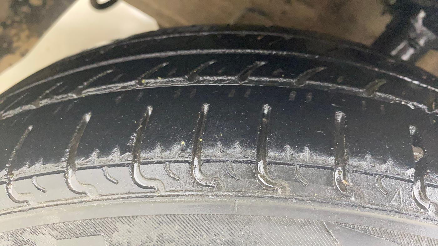 2021 Hyundai AURA S 1.2 CNG, CNG, Manual, 98,698 km, Left Front Tyre Tread