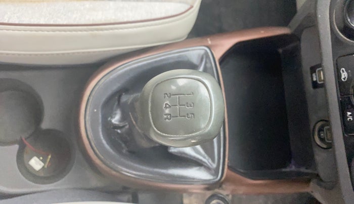 2021 Hyundai AURA S 1.2 CNG, CNG, Manual, 98,630 km, Gear Lever