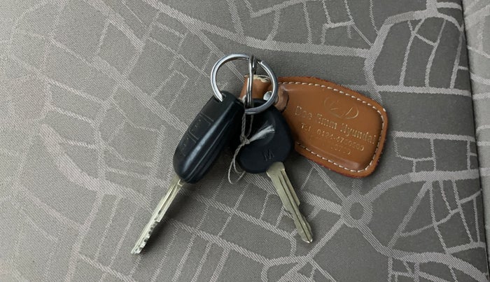 2019 Hyundai Grand i10 SPORTZ 1.2 KAPPA VTVT, Petrol, Manual, 64,557 km, Key Close Up