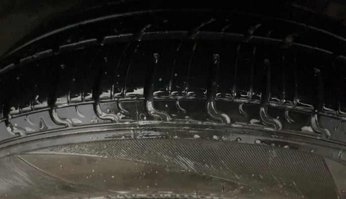 2019 Hyundai Grand i10 SPORTZ 1.2 KAPPA VTVT, Petrol, Manual, 64,557 km, Left Rear Tyre Tread