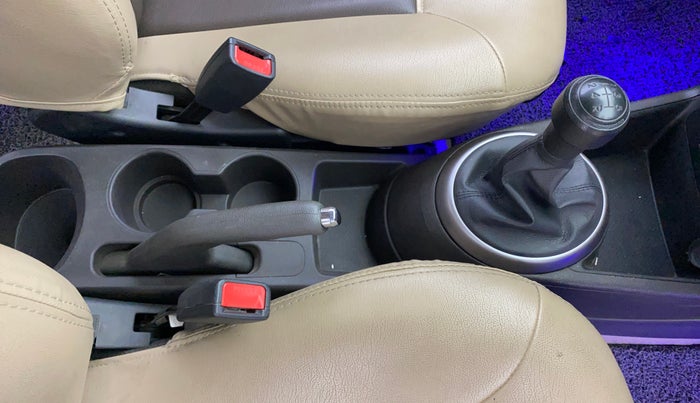 2013 Hyundai i20 MAGNA 1.2, Petrol, Manual, 42,228 km, Gear Lever