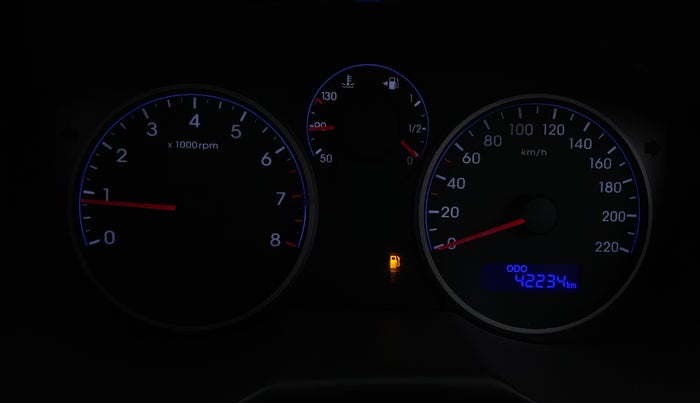 2013 Hyundai i20 MAGNA 1.2, Petrol, Manual, 42,228 km, Odometer Image