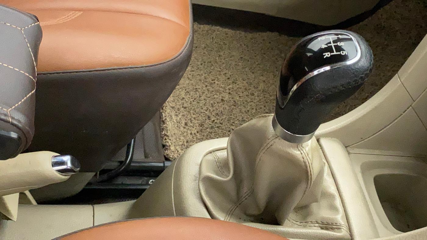 2015 Maruti Ertiga VXI CNG, CNG, Manual, 1,03,581 km, Gear Lever