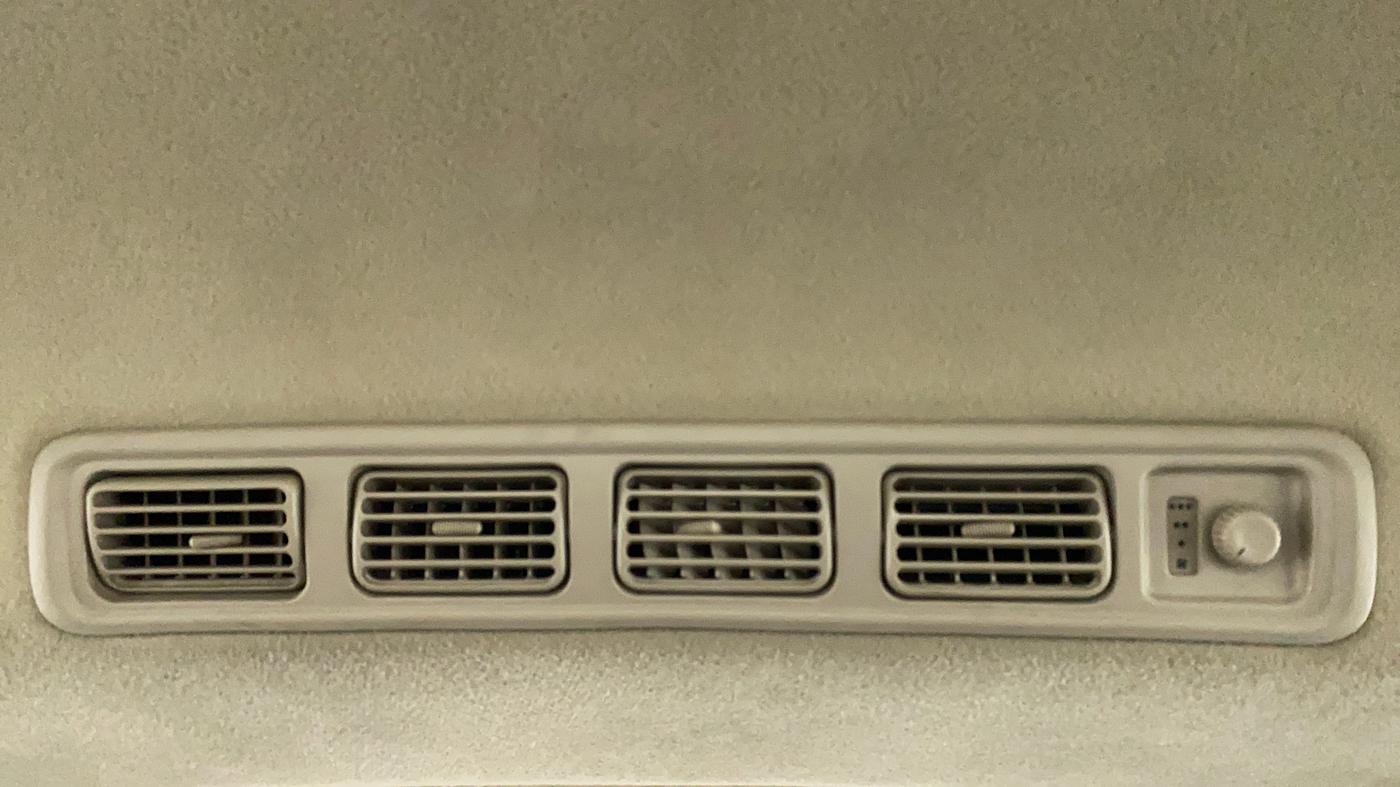 2015 Maruti Ertiga VXI CNG, CNG, Manual, 1,03,581 km, Rear AC Vents