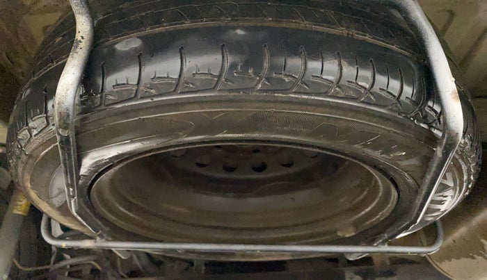2015 Maruti Ertiga VXI CNG, CNG, Manual, 1,03,581 km, Spare Tyre