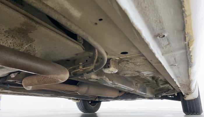 2015 Maruti Ertiga VXI CNG, CNG, Manual, 1,03,581 km, Right Side Underbody