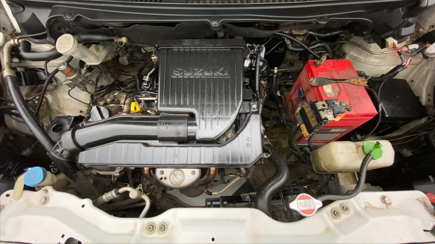 2015 Maruti Ertiga VXI CNG, CNG, Manual, 1,03,581 km, Open Bonet
