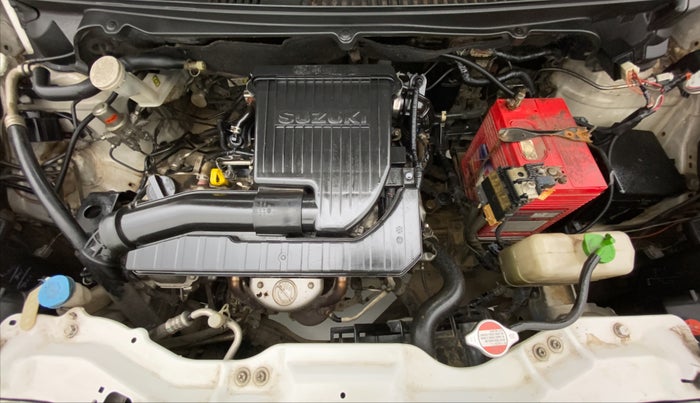 2015 Maruti Ertiga VXI CNG, CNG, Manual, 1,03,581 km, Open Bonet