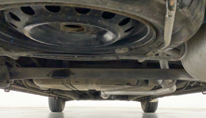 2013 Maruti Ertiga VXI, Petrol, Manual, 33,232 km, Rear Underbody