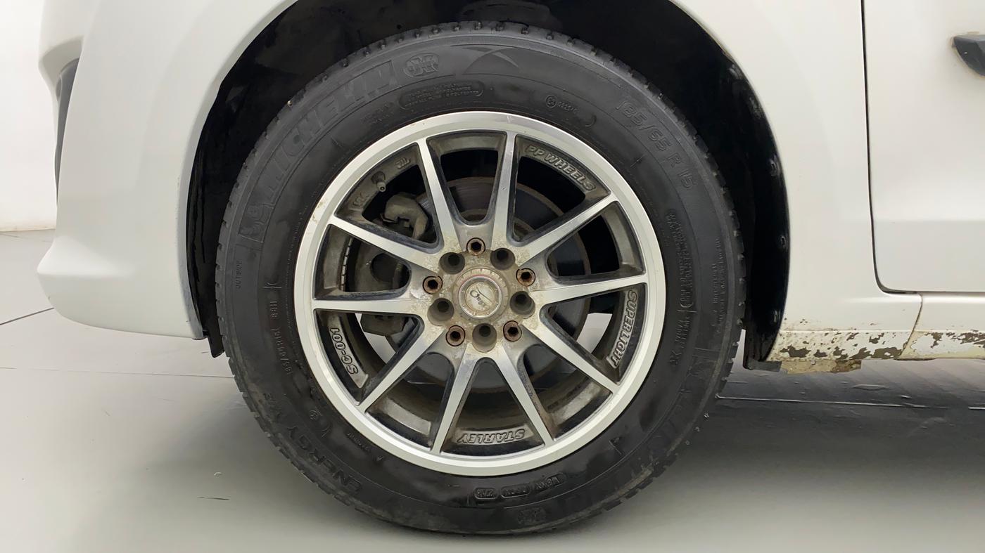 2013 Maruti Ertiga VXI, Petrol, Manual, 33,232 km, Left Front Wheel