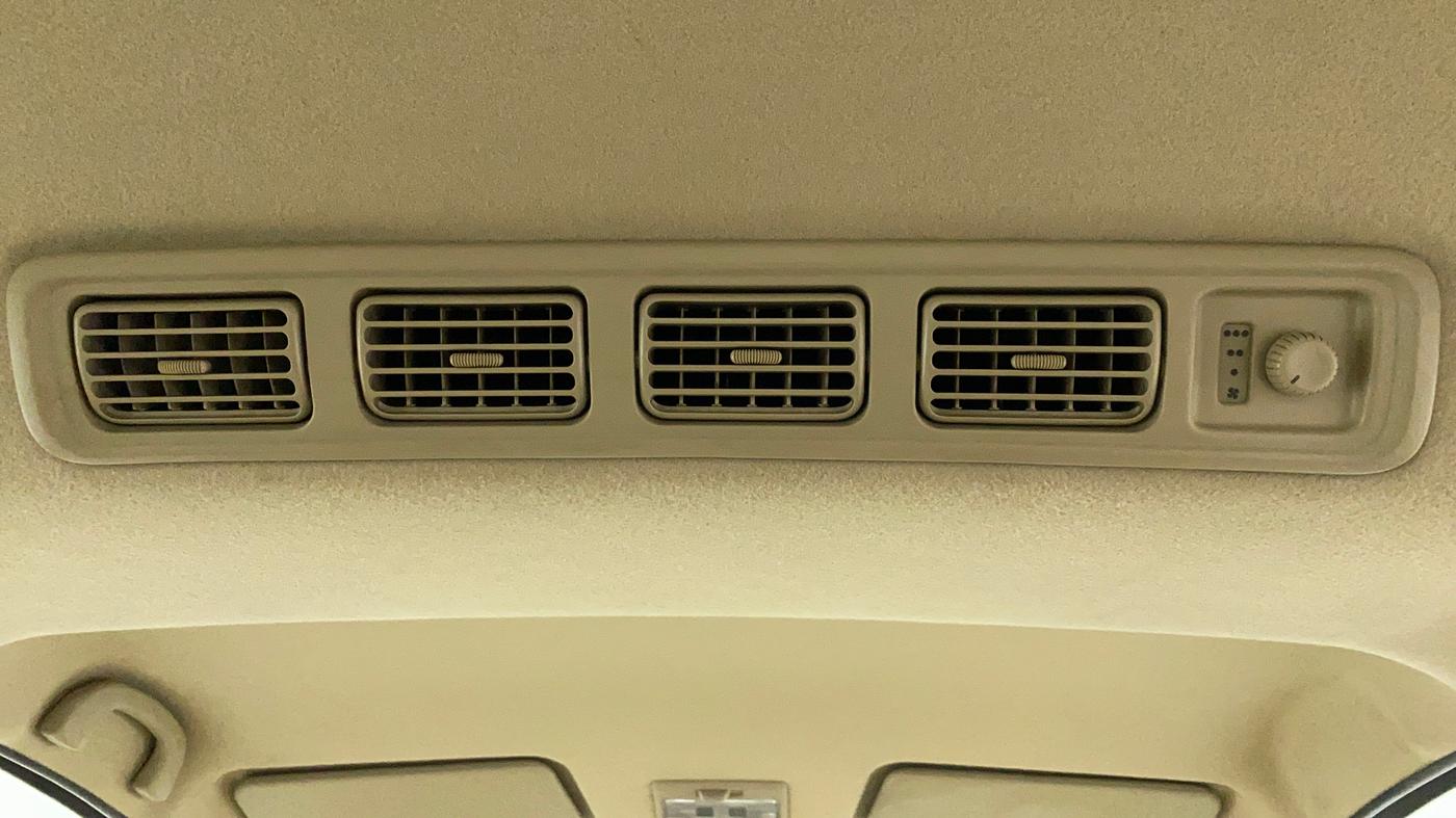 2013 Maruti Ertiga VXI, Petrol, Manual, 33,232 km, Rear AC Vents