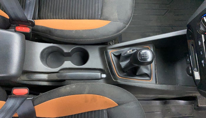 2015 Hyundai i20 Active 1.2 S, Petrol, Manual, 95,414 km, Gear Lever