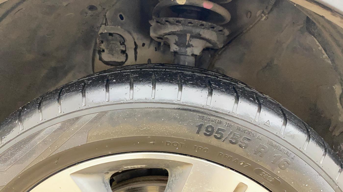 2015 Hyundai i20 Active 1.2 S, Petrol, Manual, 95,414 km, Left Front Tyre Tread