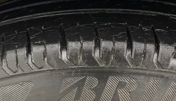 2018 Maruti Dzire VXI AMT, Petrol, Automatic, 34,458 km, Left Front Tyre Tread