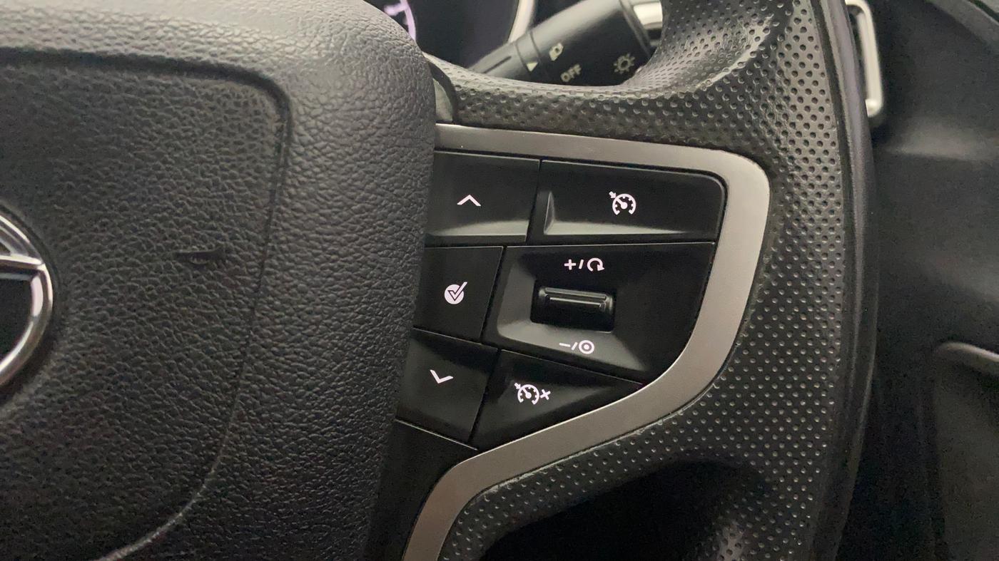 2020 Tata Harrier XZA 2.0L, Diesel, Automatic, 96,405 km, Adaptive Cruise Control