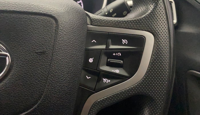 2020 Tata Harrier XZA 2.0L, Diesel, Automatic, 96,405 km, Adaptive Cruise Control