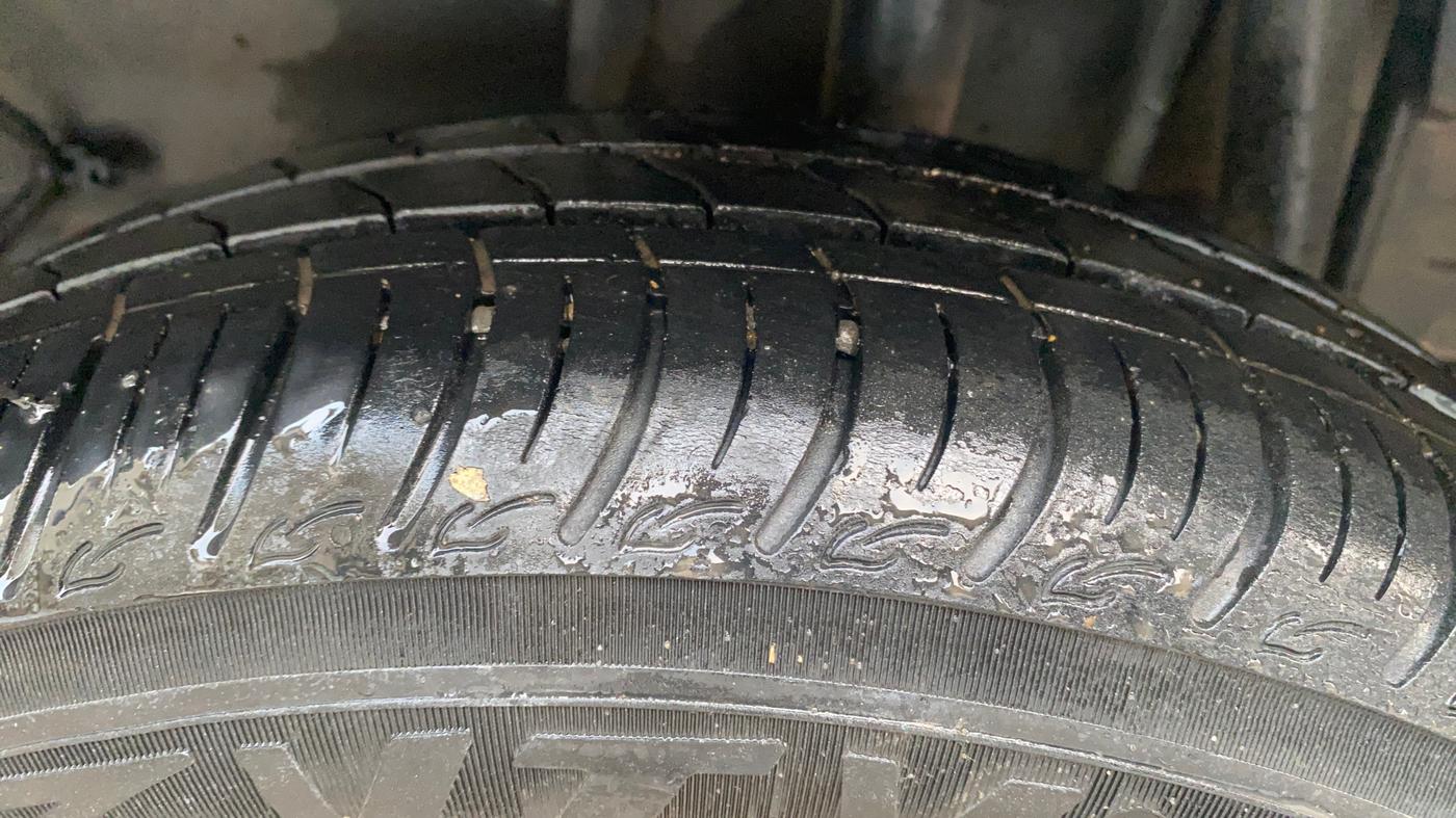 2024 Tata Tiago XT PETROL, Petrol, Manual, 26,188 km, Left Rear Tyre Tread
