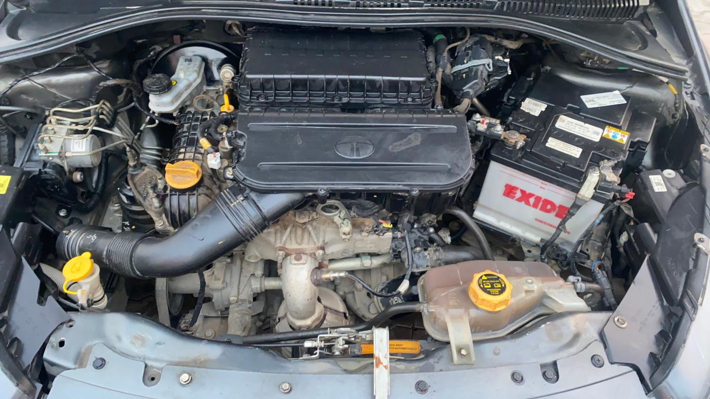 2024 Tata Tiago XT PETROL, Petrol, Manual, 26,188 km, Engine View