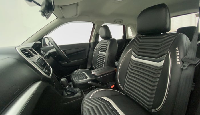 2021 Maruti Vitara Brezza VXI AT SHVS, Petrol, Automatic, 9,421 km, Right Side Front Door Cabin