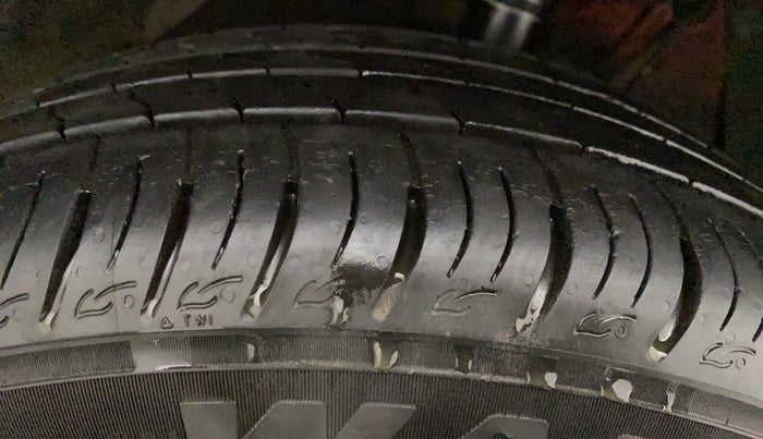 2021 Maruti Vitara Brezza VXI AT SHVS, Petrol, Automatic, 9,421 km, Right Rear Tyre Tread