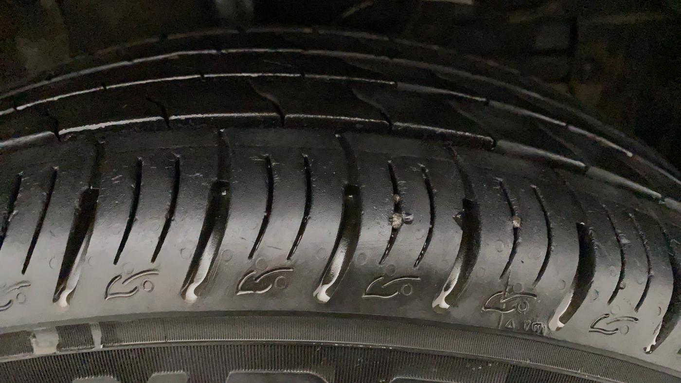 2021 Maruti Vitara Brezza VXI AT SHVS, Petrol, Automatic, 9,421 km, Left Rear Tyre Tread