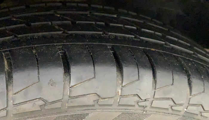 2021 Tata NEXON XZA PLUS PETROL DARK EDITION, Petrol, Automatic, 14,923 km, Right Rear Tyre Tread