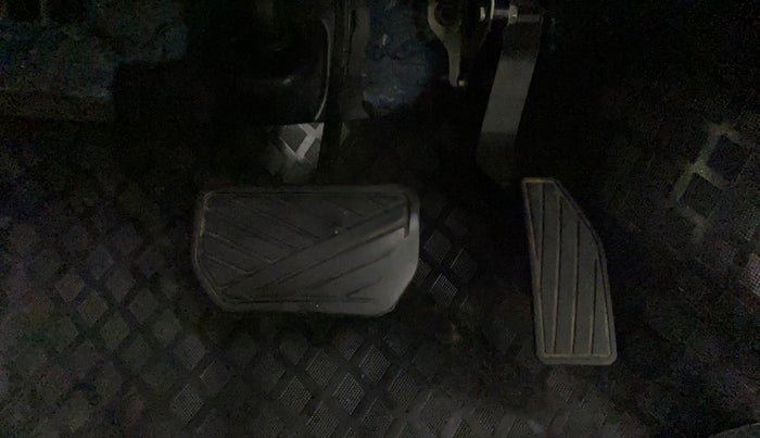 2016 Maruti Celerio ZXI AMT (O), Petrol, Automatic, 78,205 km, Pedals
