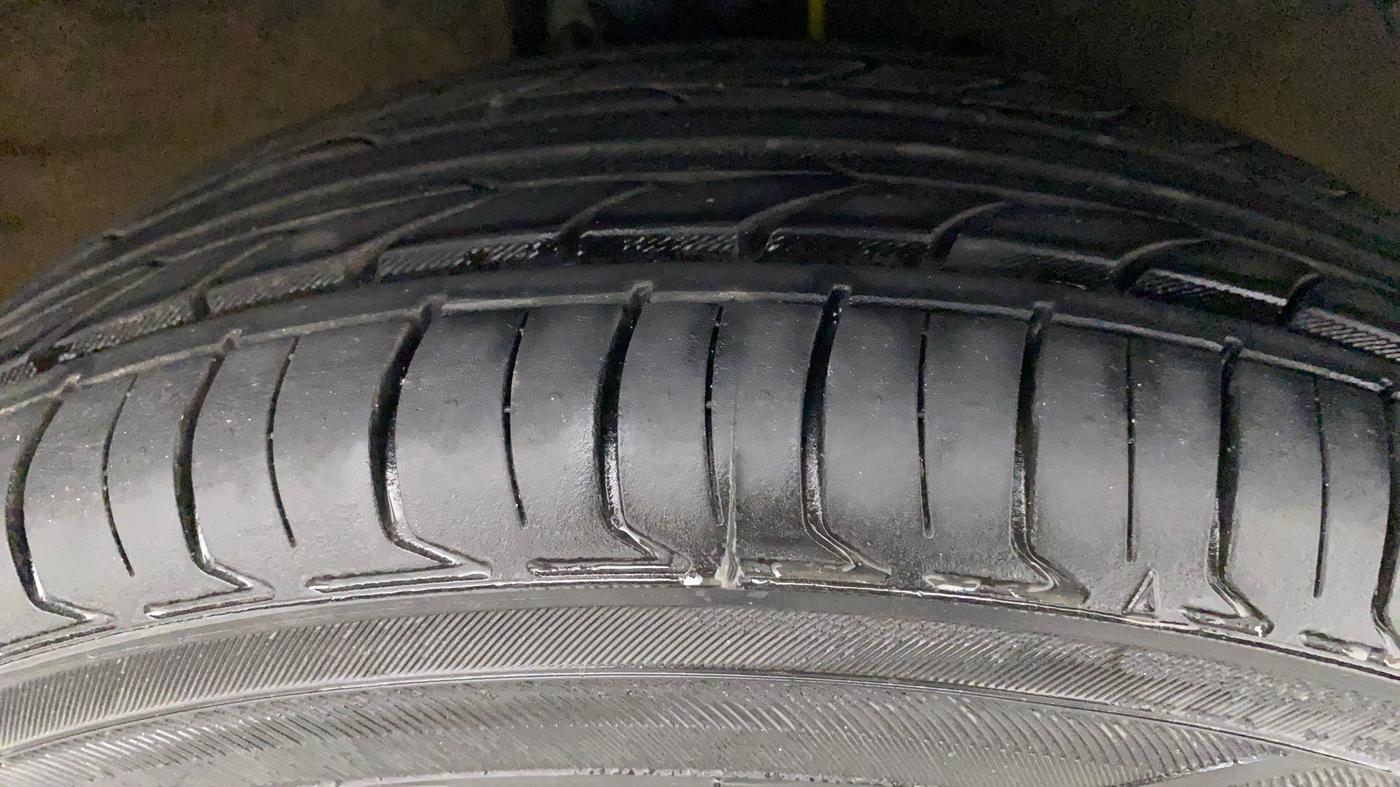 2016 Maruti Celerio ZXI AMT (O), Petrol, Automatic, 78,205 km, Right Rear Tyre Tread