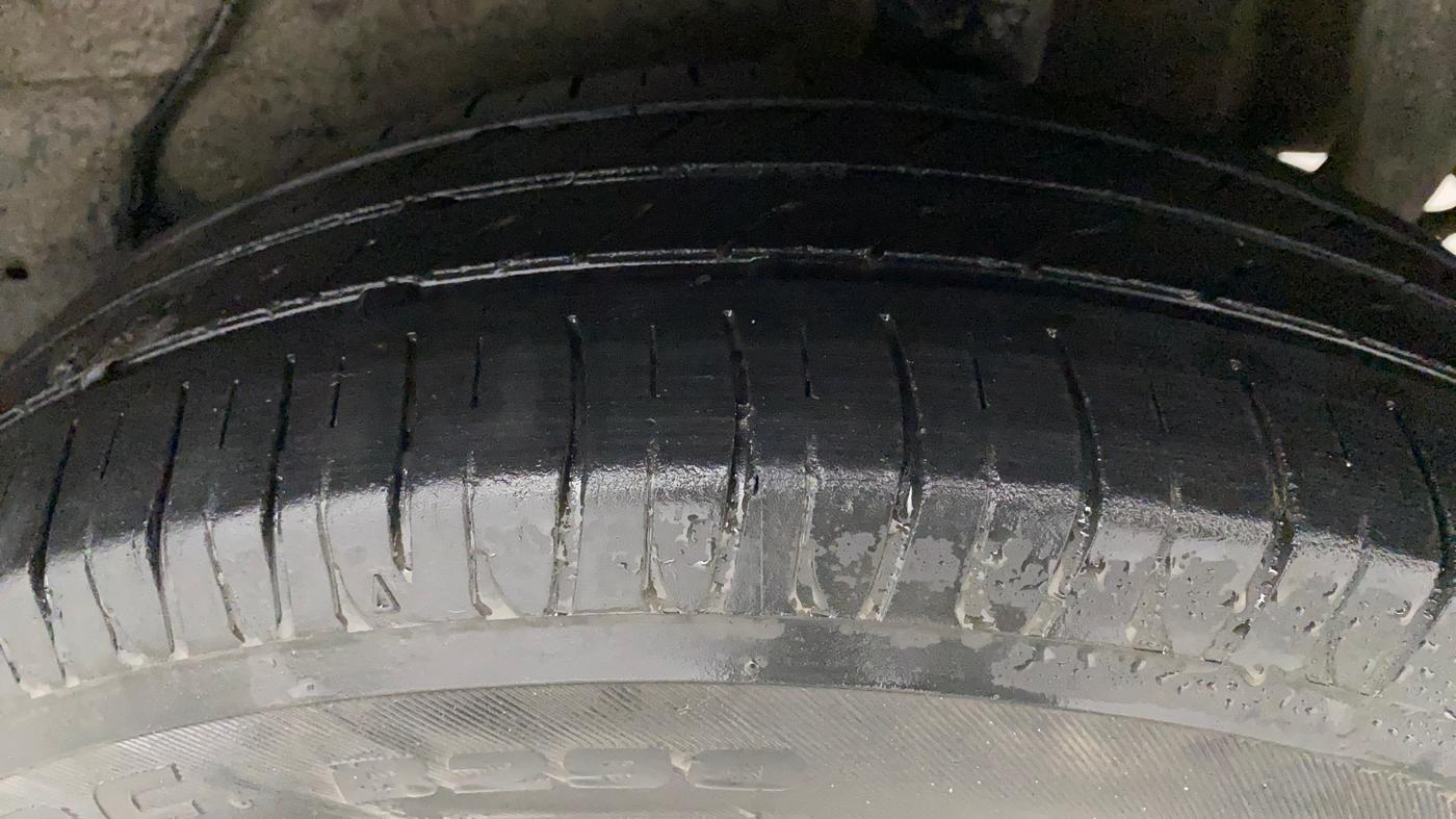 2016 Maruti Celerio ZXI AMT (O), Petrol, Automatic, 78,205 km, Left Rear Tyre Tread