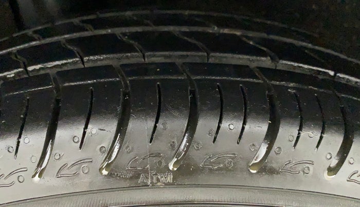 2021 Maruti Baleno DELTA PETROL 1.2, Petrol, Manual, 6,145 km, Right Rear Tyre Tread