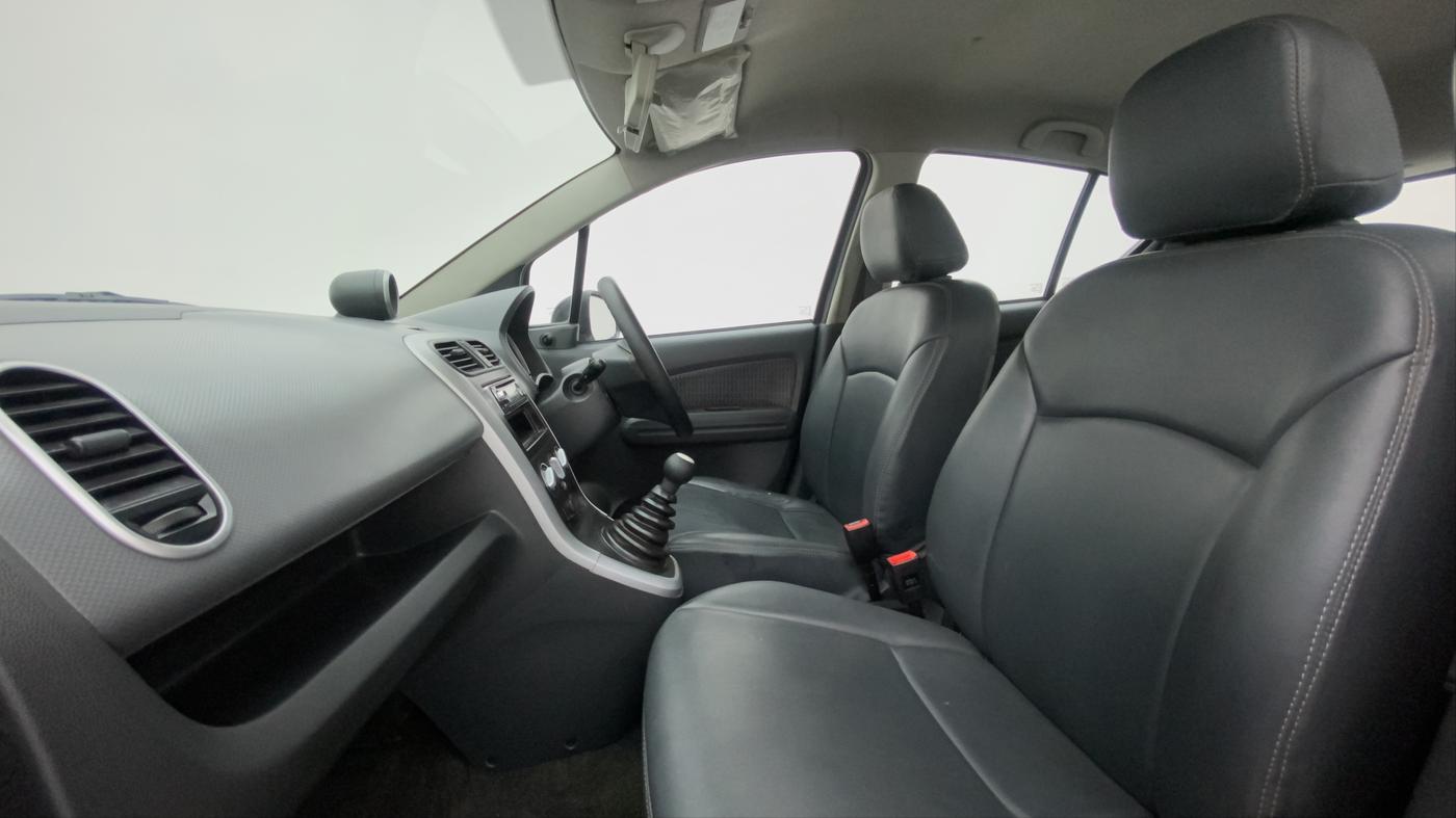 2013 Maruti Ritz VXI, Petrol, Manual, 53,737 km, Right Side Front Door Cabin