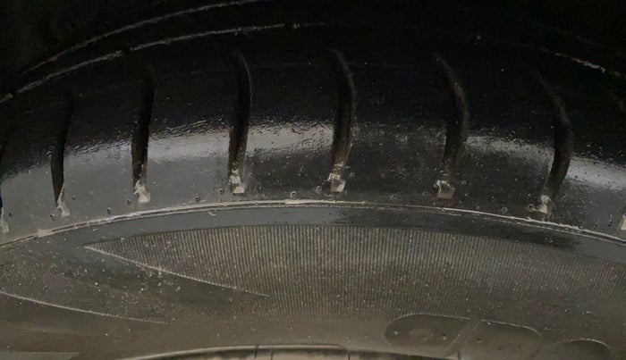 2015 Hyundai Grand i10 SPORTZ 1.2 KAPPA VTVT, Petrol, Manual, 51,234 km, Left Front Tyre Tread