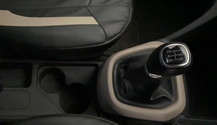 2015 Hyundai Grand i10 SPORTZ 1.2 KAPPA VTVT, Petrol, Manual, 51,234 km, Gear Lever