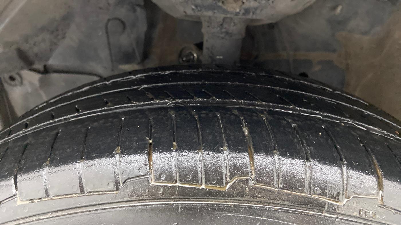 2015 Honda Jazz 1.2L I-VTEC SV, Petrol, Manual, 85,589 km, Left Front Tyre Tread